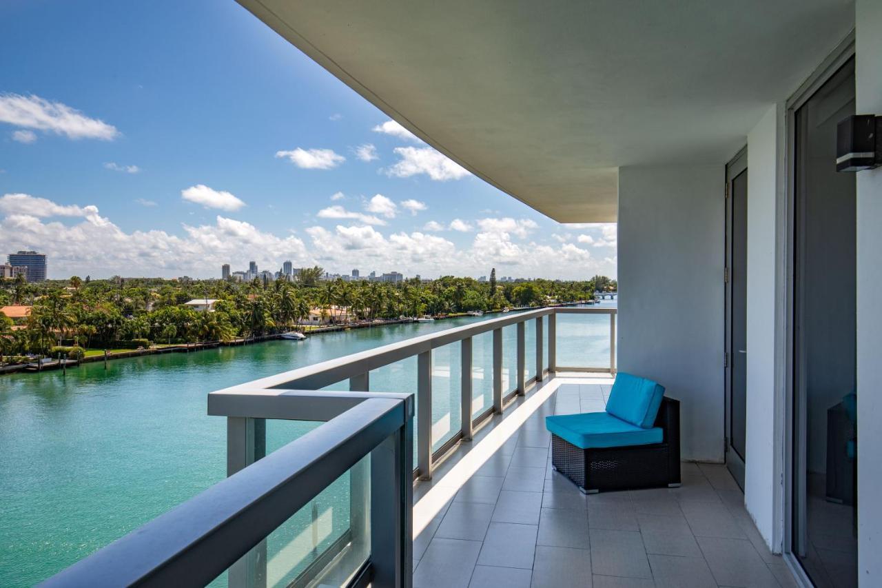 Acqua Bay Luxury Apartments Bay Harbor Islands Exterior photo